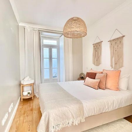 Vila Rosario 3 Studios With Patio By Homeful Homes Лісабон Екстер'єр фото